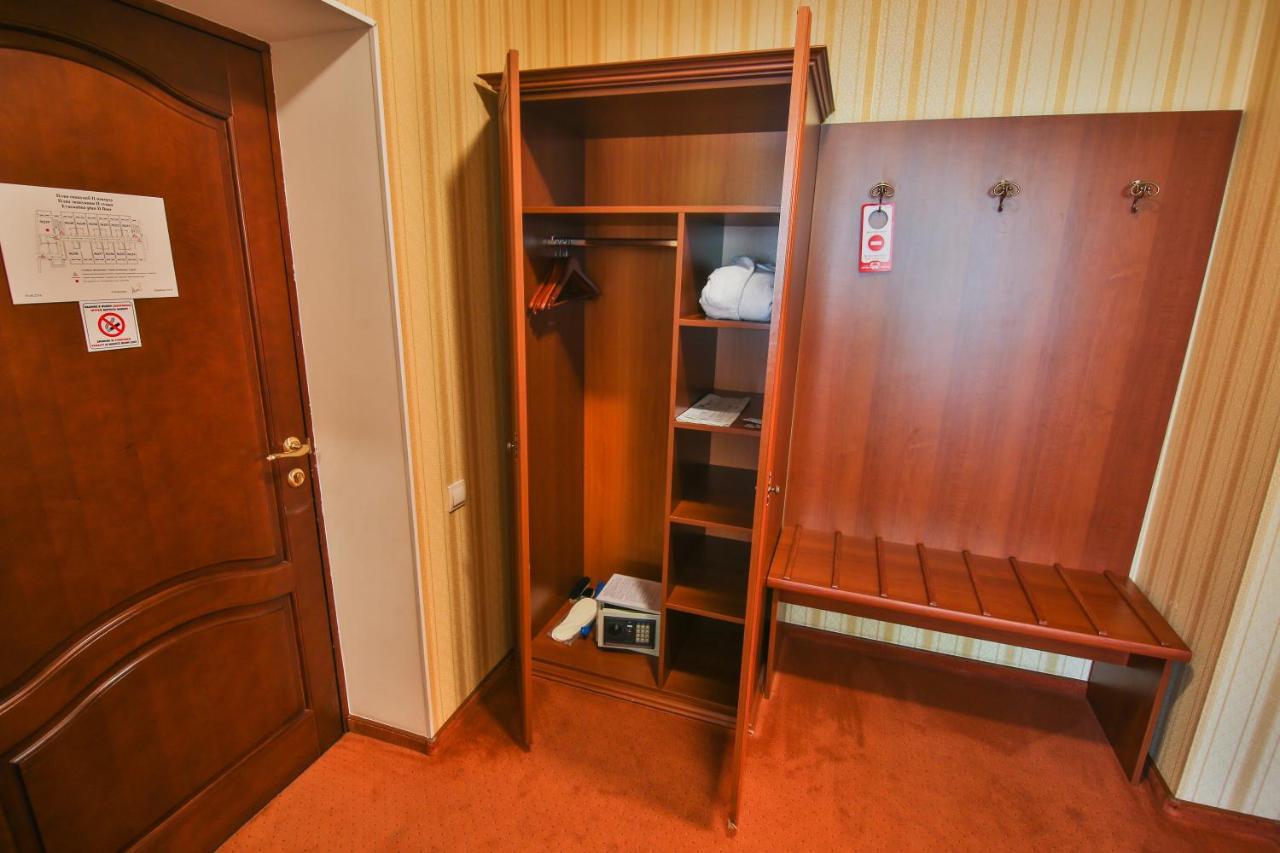 Ukraina Hotel Cherkasy Exterior foto